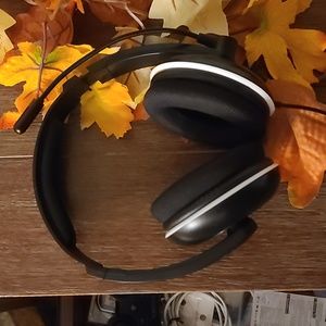 PC & PS5 Gaming headphones, TURTLE BEACH, 10 to 12 FT long, great condition.